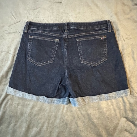 Tommy Hilfiger Blue Jean Shorts

#1136 - Picture 8 of 8
